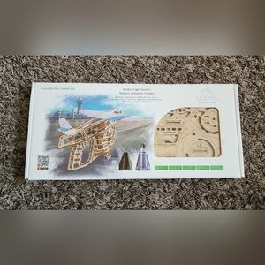UGears Flight Starter 3D Mechanical Puzzle Model Kit NEW